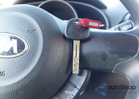 2016 Kia Soul from USA, damaged, VIN KNDJN2A26G7397247